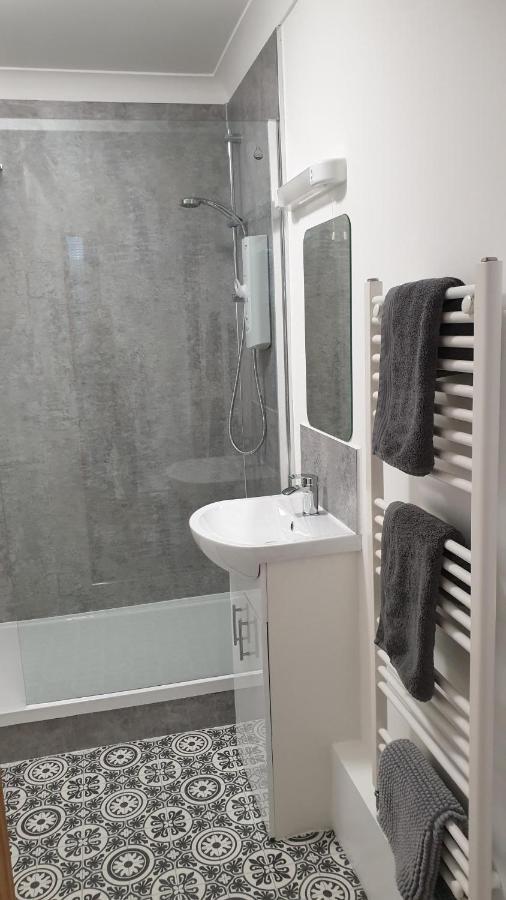 Beautiful Apartment 2 Mins To The Beach St Leonards-on-Sea Bagian luar foto