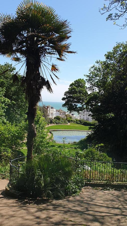 Beautiful Apartment 2 Mins To The Beach St Leonards-on-Sea Bagian luar foto